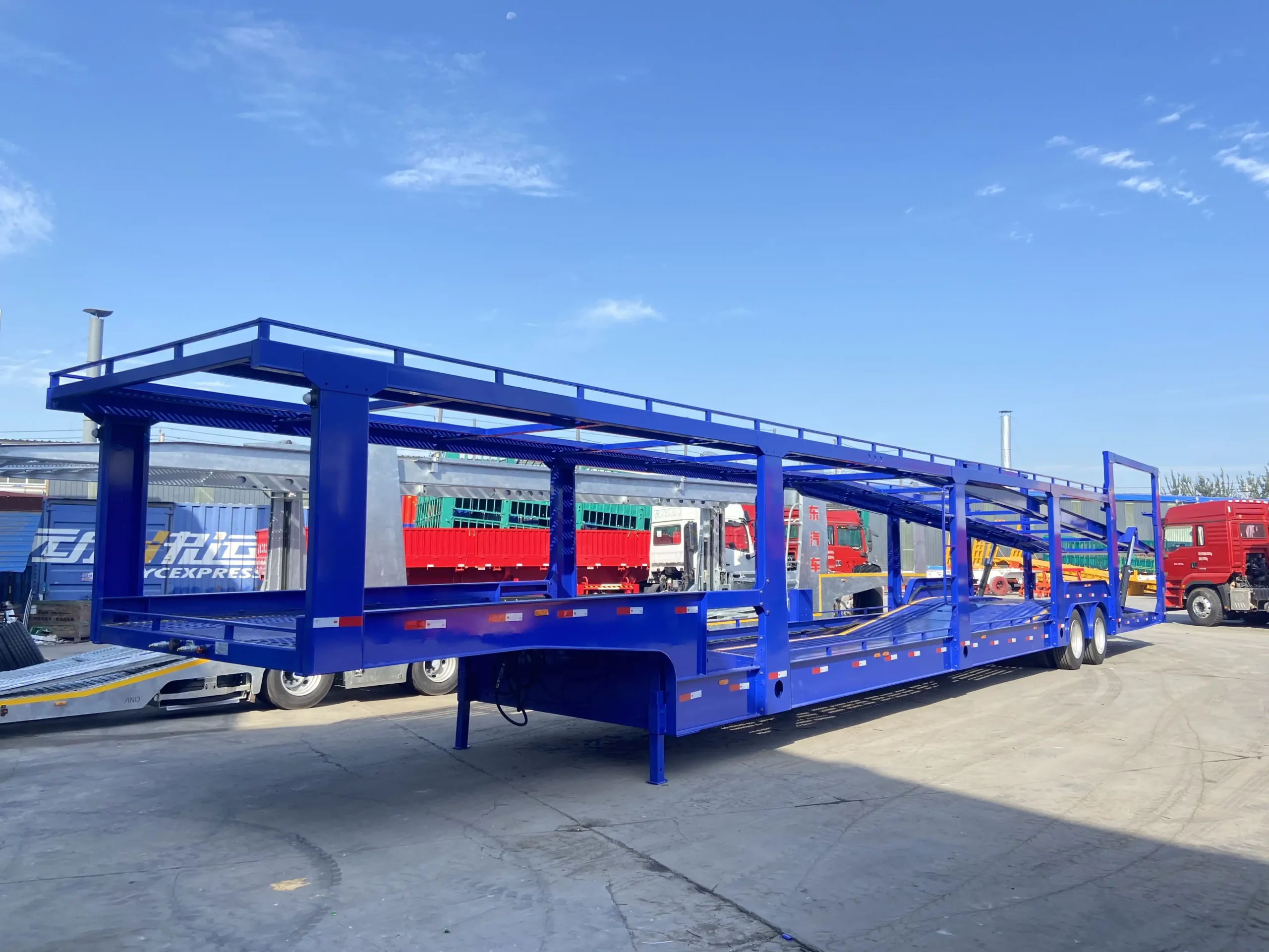 Two-axle double-deck car carrier semi-trailer for Saudi Arabia