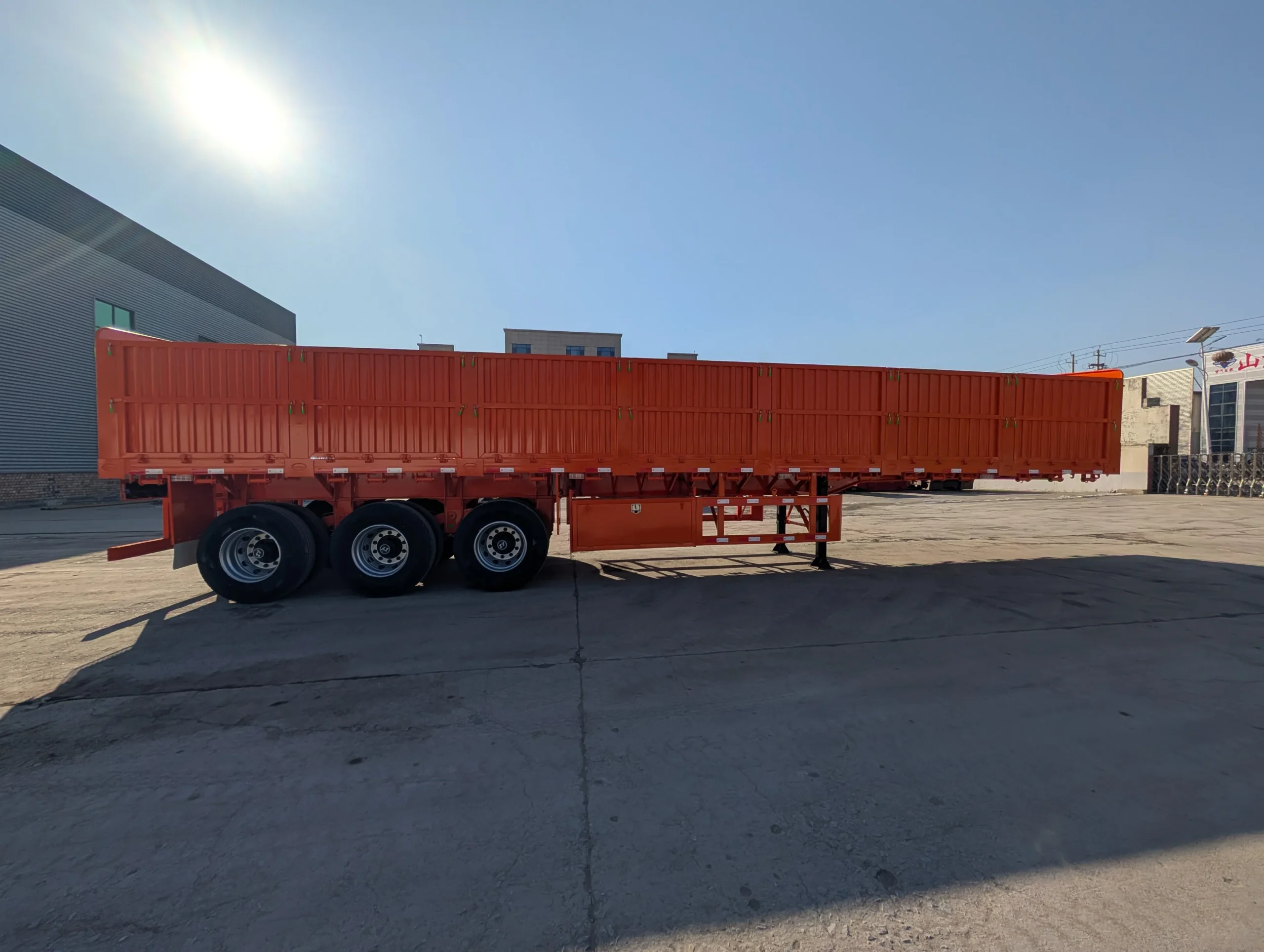 High corrugated side panels on cargo fence semi trailer