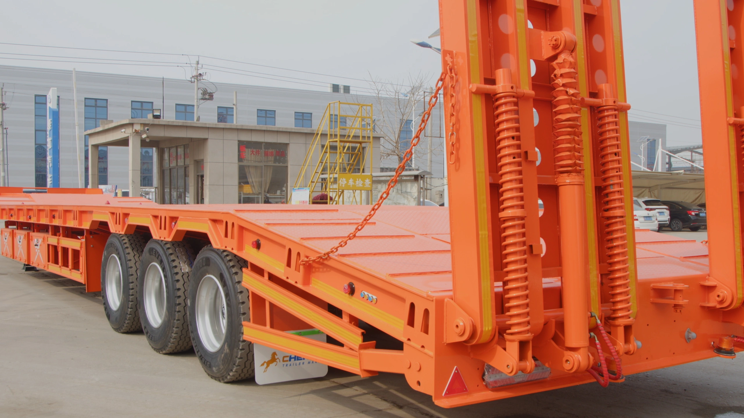 Side storage detail on the three-axle lowbed trailer