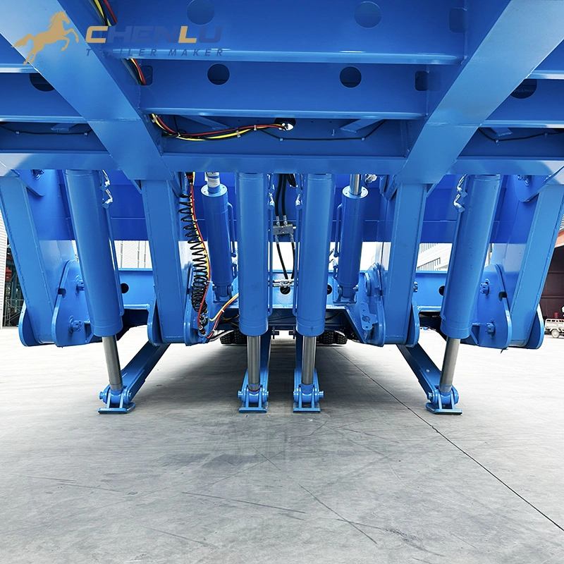 Folding gooseneck section on a four-axle lowbed trailer